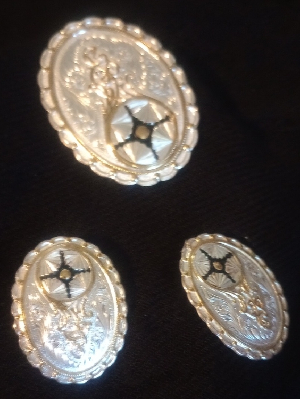 Western Star 925 Concho Earrings - Silver & Gold Tone With Matching Claw Clip